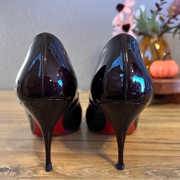Christian Louboutin Chocolate Patten Leather Pumps. 60mm/3” heel. - Picture 6 of 8